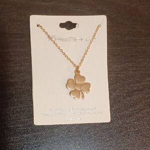 Gold Clover Pendant Necklace